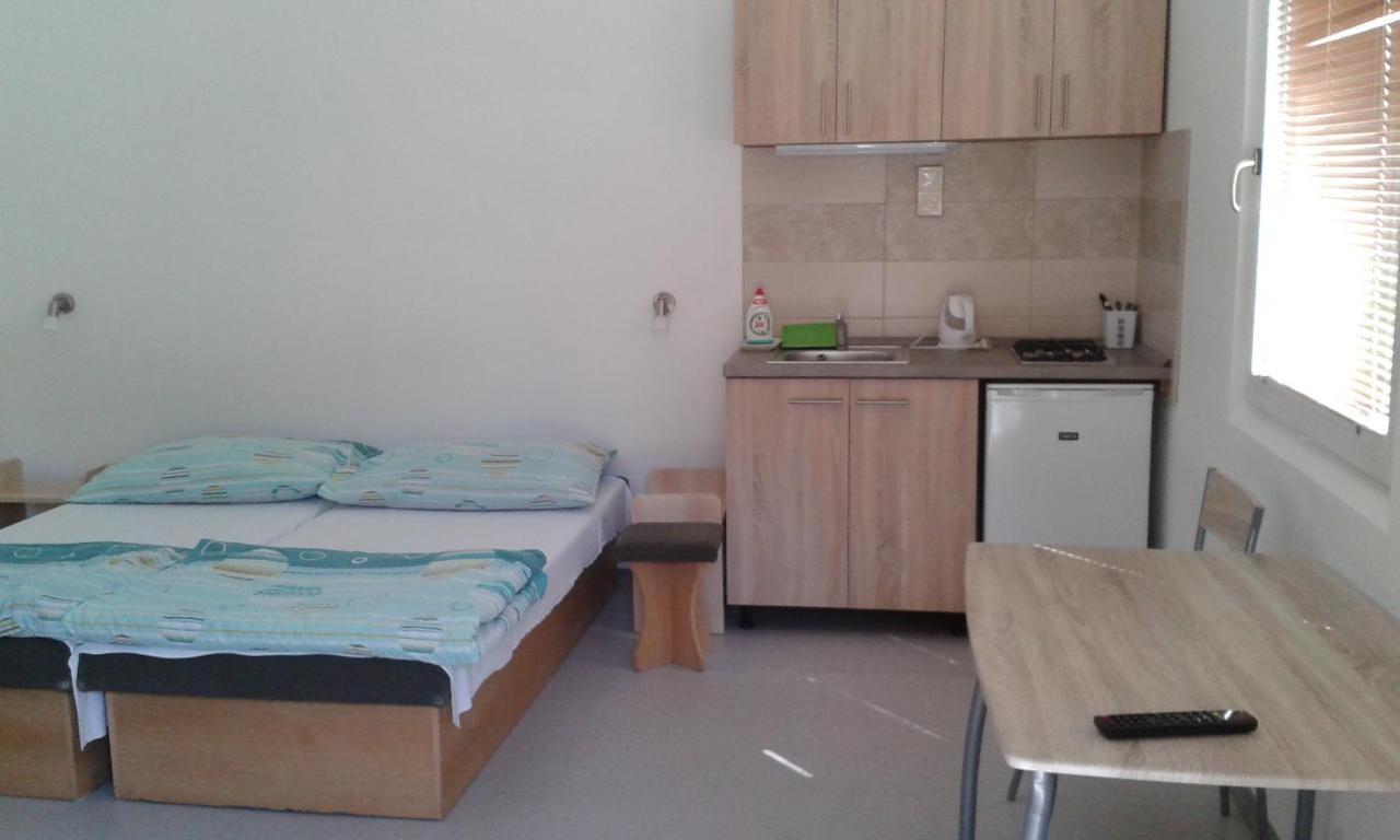 Apartman Fortuna Štúrovo Eksteriør bilde